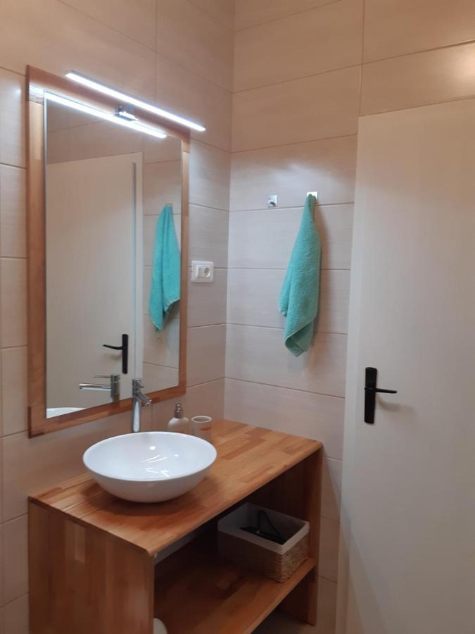 Socaland Apartmaji Exteriör bild